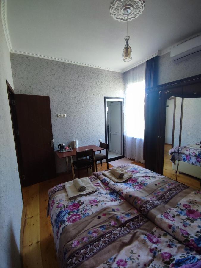 Elco Hotel Zugdidi ภายนอก รูปภาพ