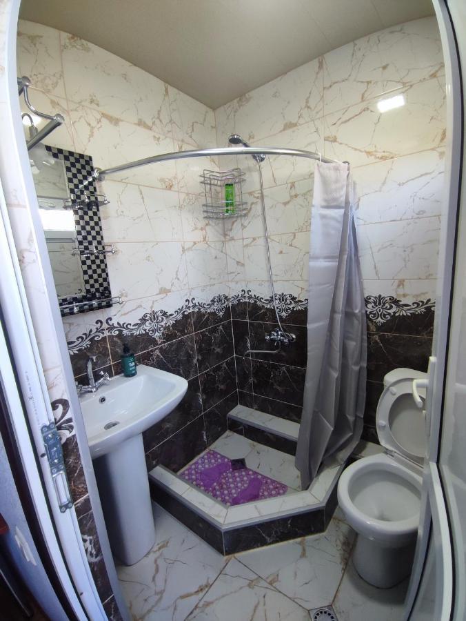 Elco Hotel Zugdidi ภายนอก รูปภาพ