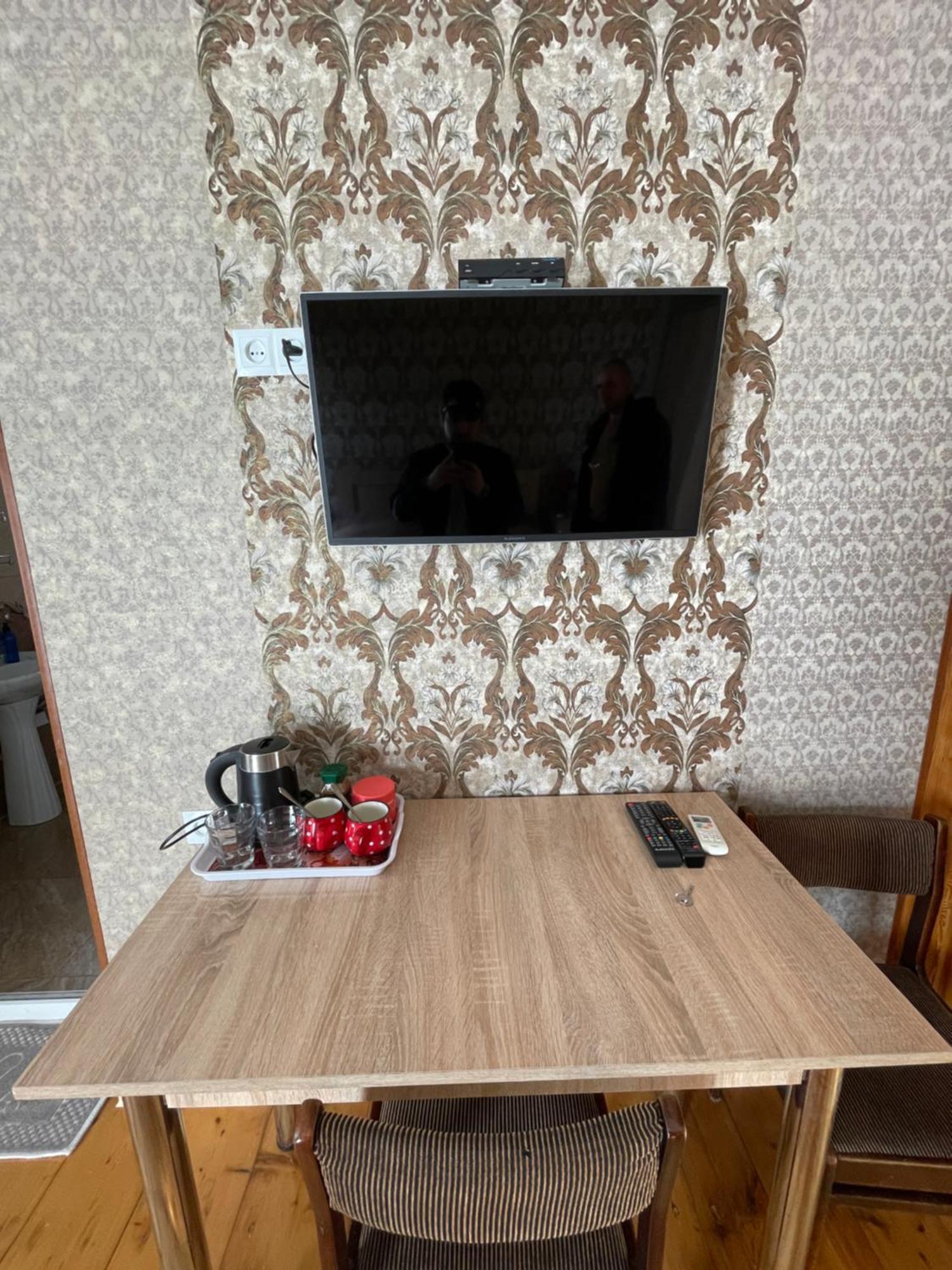 Elco Hotel Zugdidi ภายนอก รูปภาพ