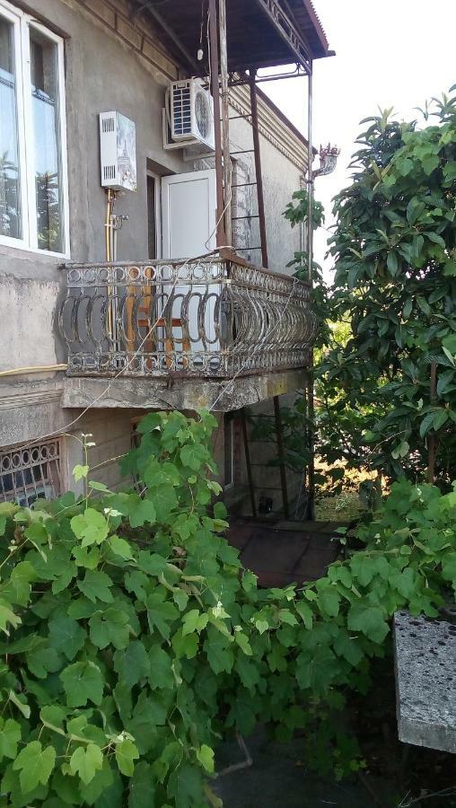 Elco Hotel Zugdidi ภายนอก รูปภาพ