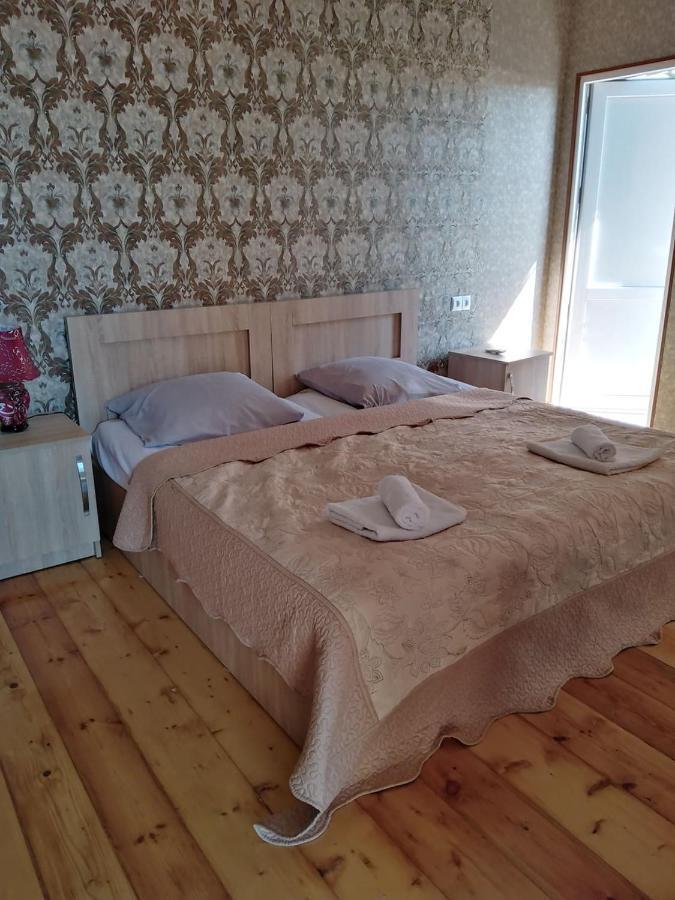 Elco Hotel Zugdidi ภายนอก รูปภาพ